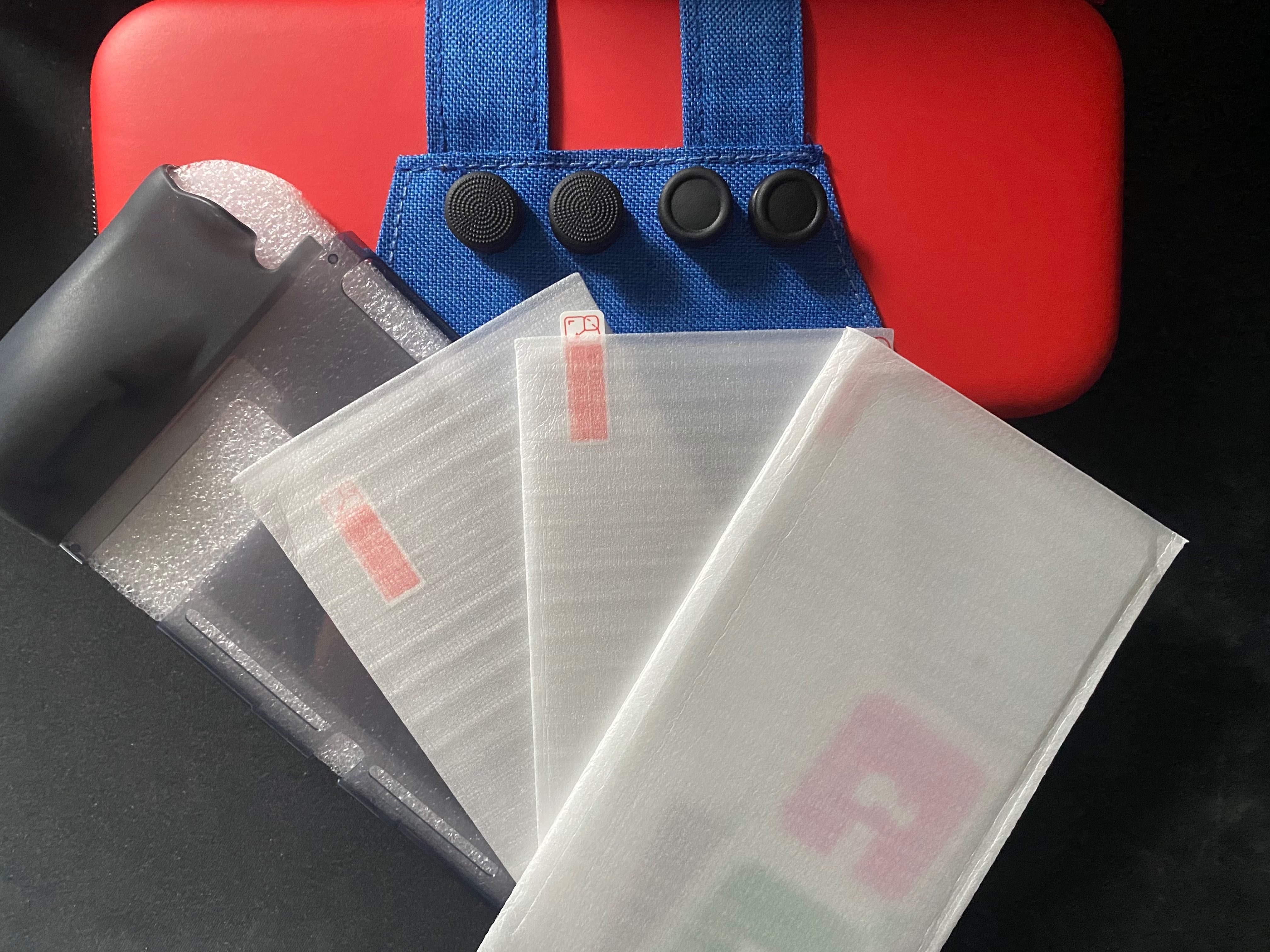 Кейс, премиум стъклен протектор, аналог стикове за Nintendo Switch