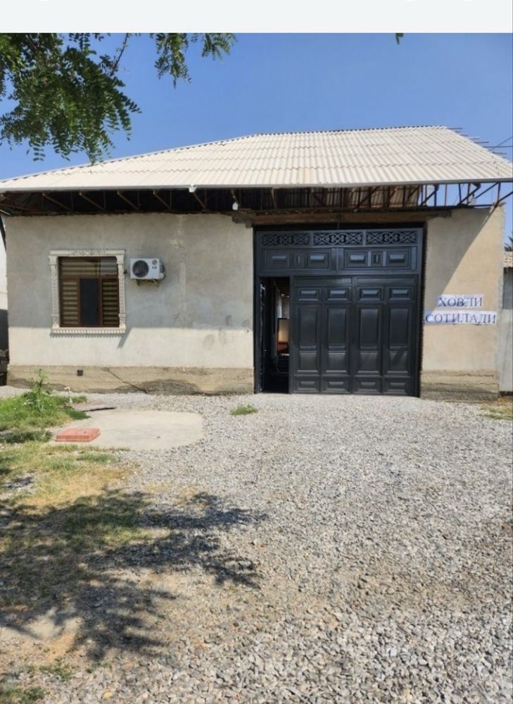 Hovli sotiladi fayzli honadon