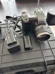 Sony Cyber-shot DSC-D770 –