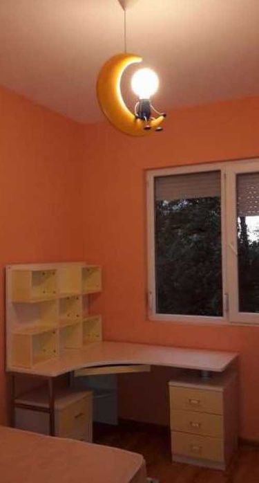 Дава се под наем Тристаен апартамент в Пловдив, Западен - 88 кв.м за 372.3 € - Снимка #5