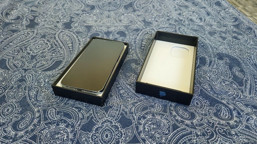 Iphone 13 Pro & Apple Watch SE2 Cellular  44mm