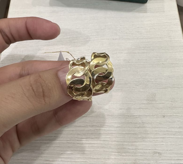 Золотые серьги за гр 42500