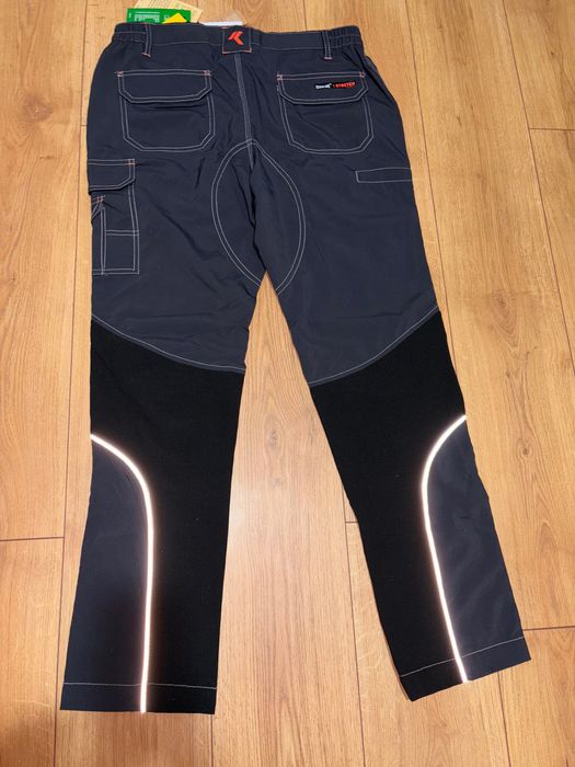 Pantaloni de lucru mărimea L