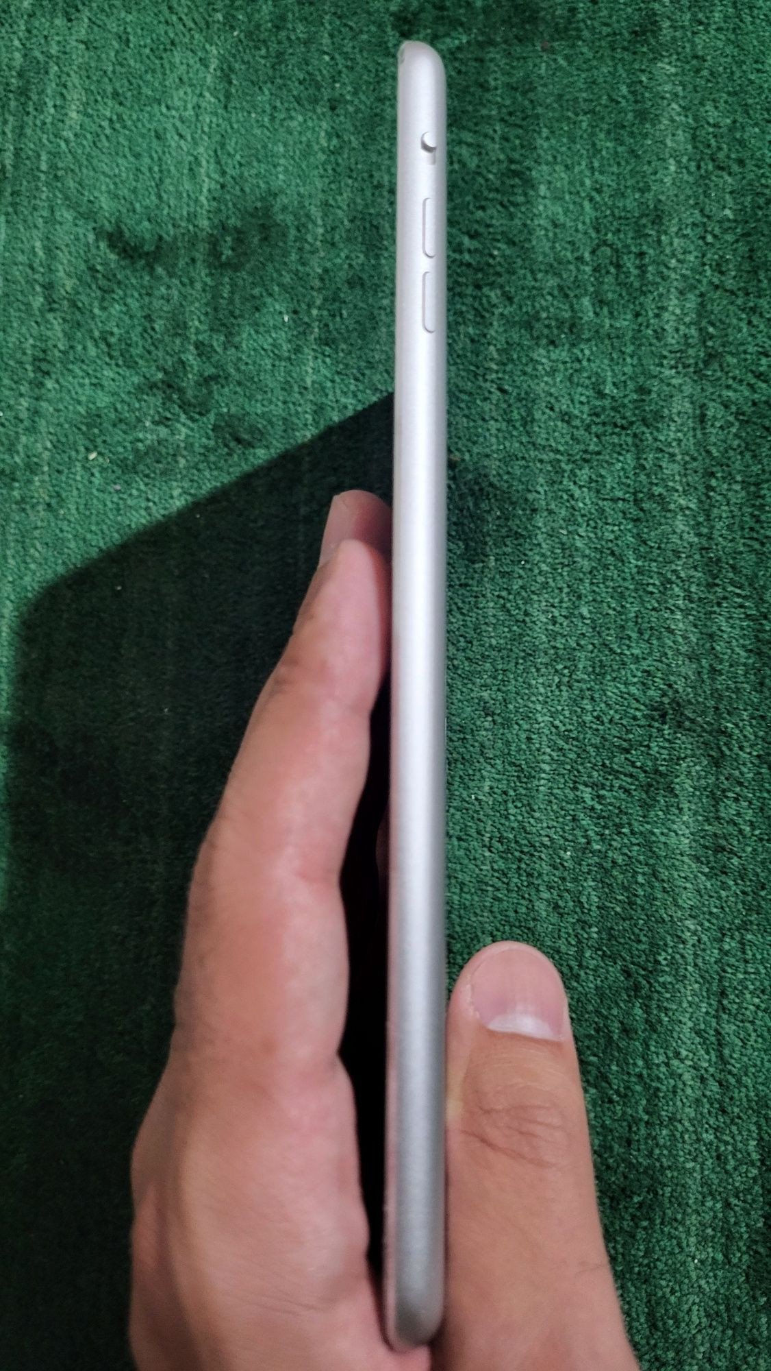 Ipad mini 2 generating