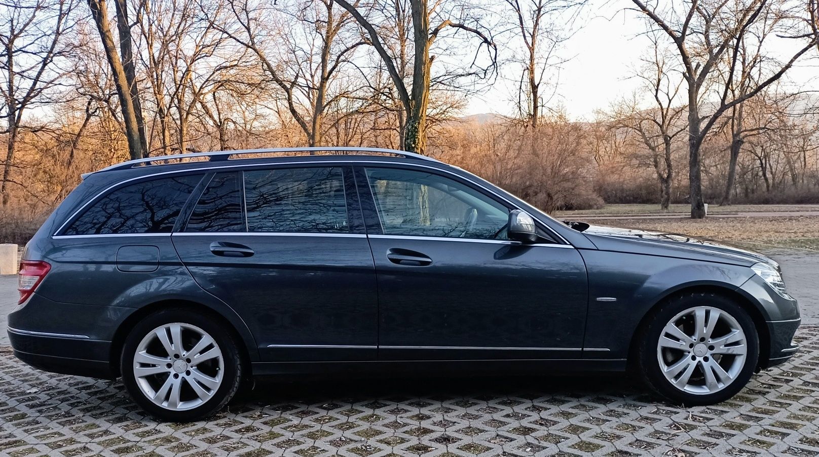 МЕРЦЕДЕС  c 220  cdi  Avantgarde