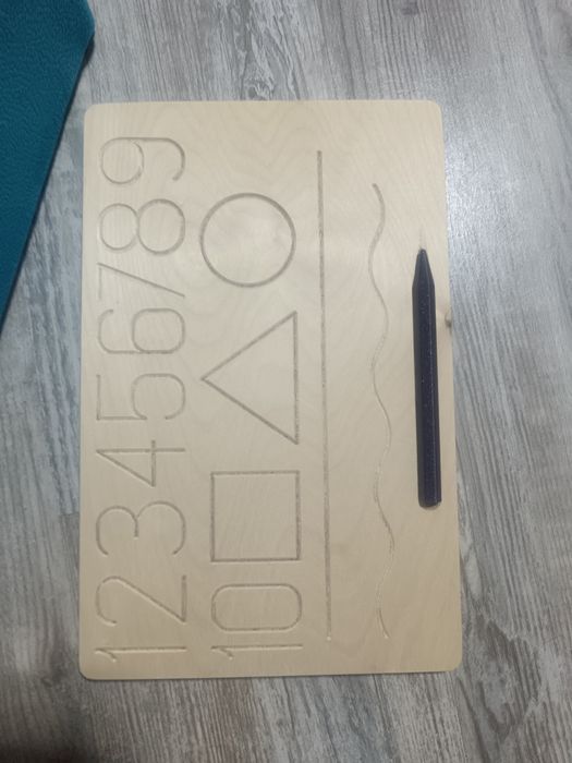 Азбука и числа за проследяване с пръст,писалка, пластелин