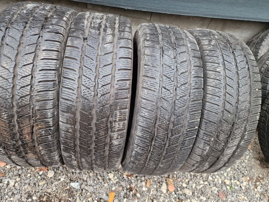 Anvelope 235/65R16C marca Continental, DOT 2023,7 mm,M+S