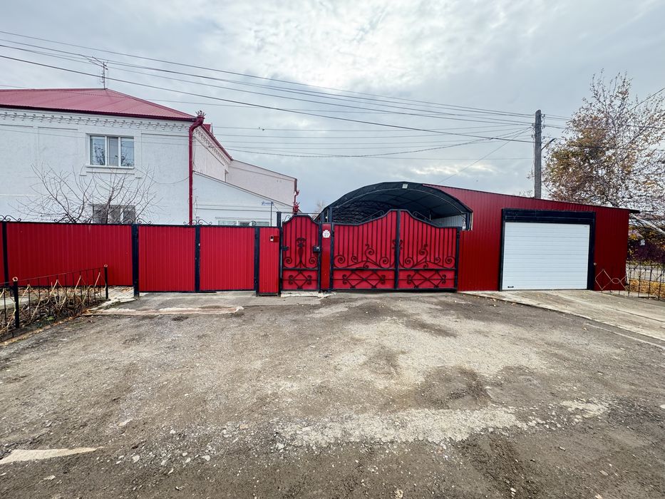 Продам Дом с отдельным Магазином