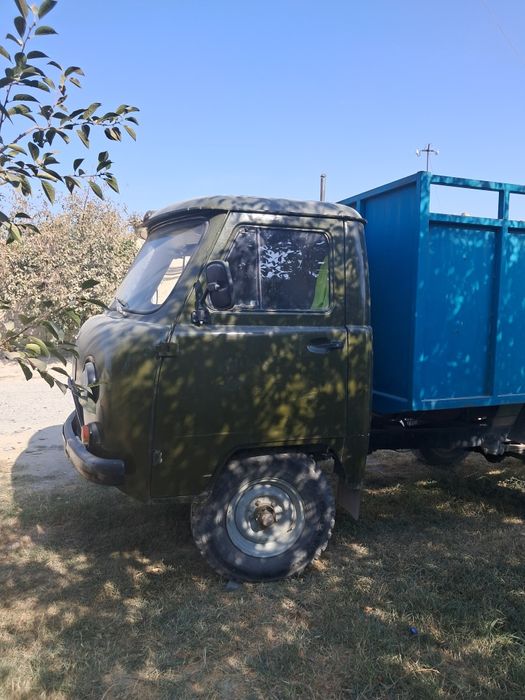 УАЗИК сотилади 1987