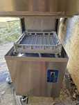 Mașina spălat vase cu capota, ciclu scurt, inox, la 380v