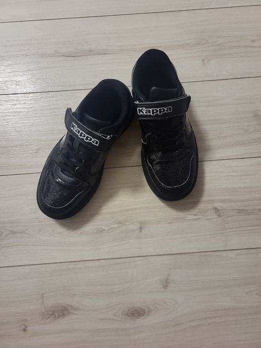Adidași    copii