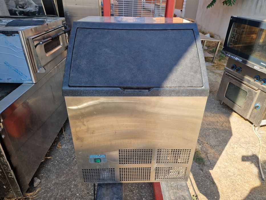 Mașina făcut gheata  inox, gheata tip glont, 60 kg