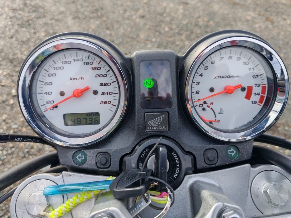 Honda Hornet 600 cmc 2003 cas sau rate