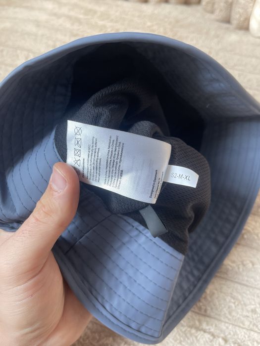 Rains непромокаема шапка