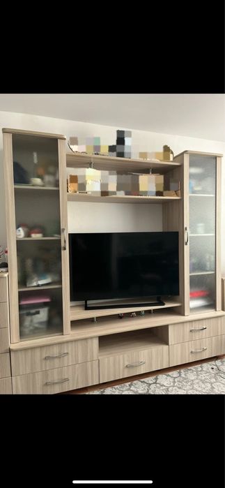 Продам стенку под телевизор