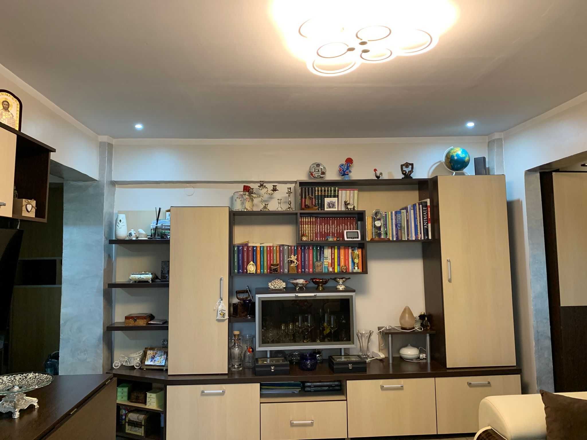 Apartament 3 camere