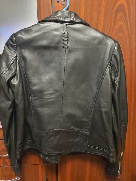 Geaca neagra dama piele naturala, noua, L