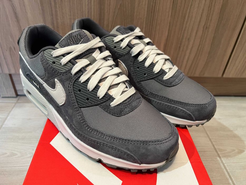 nike AIR MAX 90 PREMIUM мъжки маратонки номер 40,5