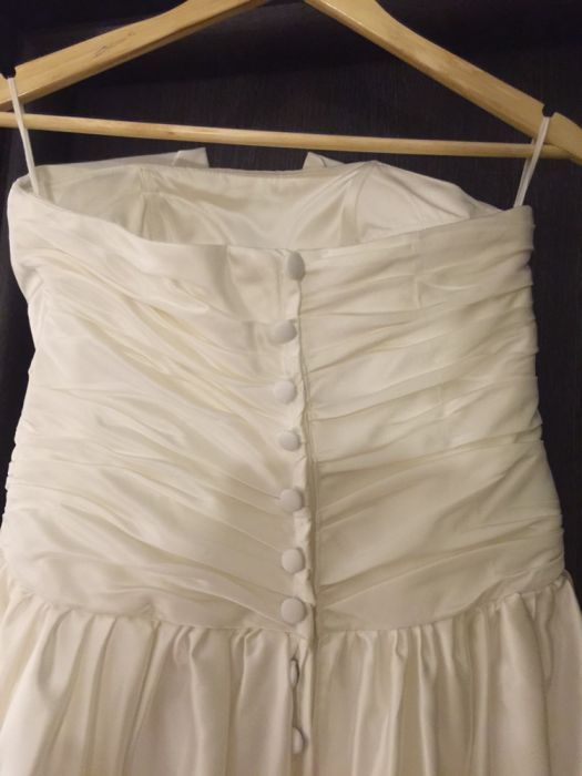 Rochie alba noua