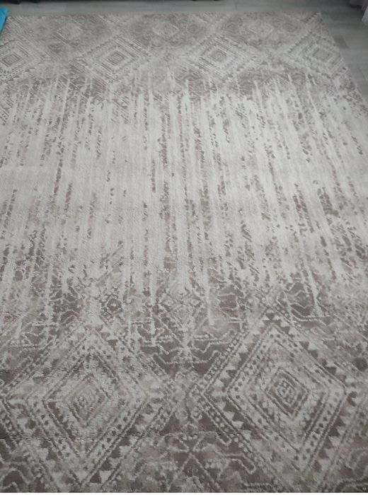 ковер в отличном состоянии