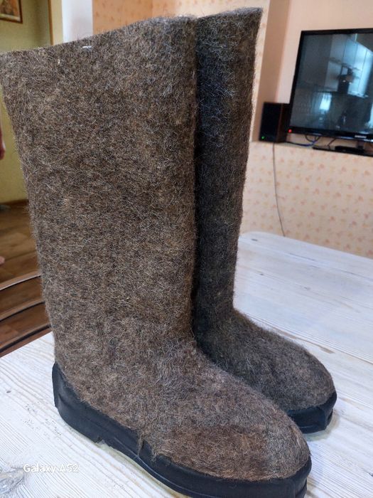 Продаю валенки (новые)