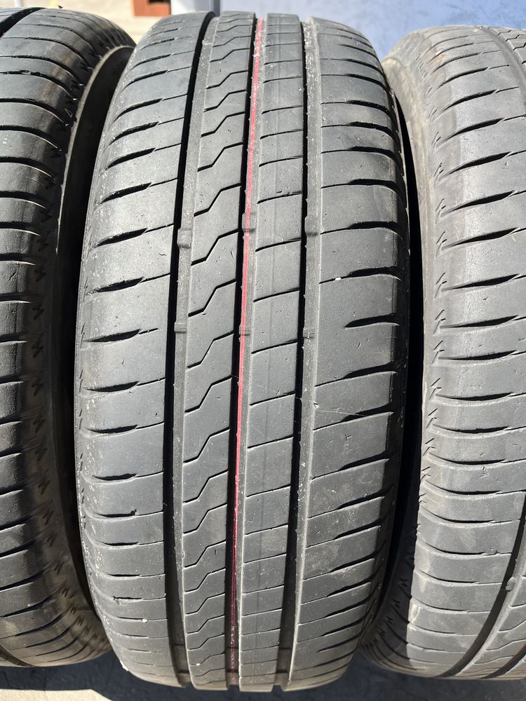 4 бр. летни гуми 195/65/15 Firestone 4,5-5 mm DOT 0419