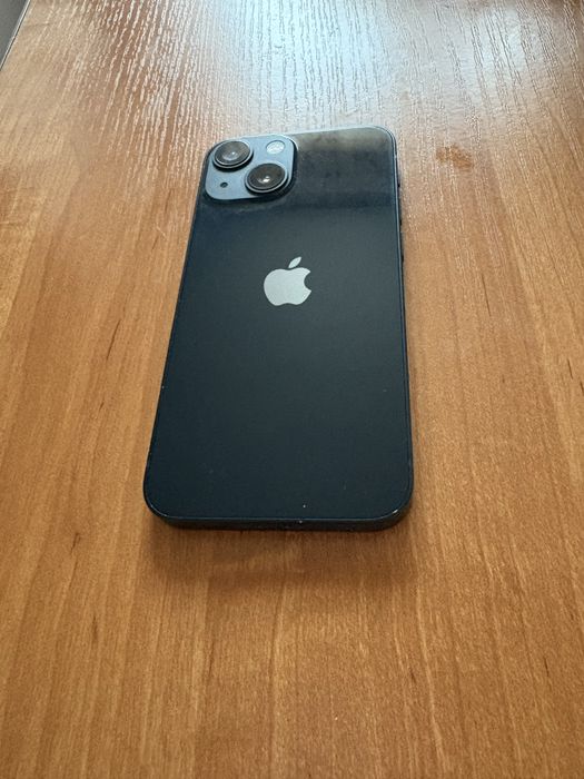 Продам Айфон 13 мини