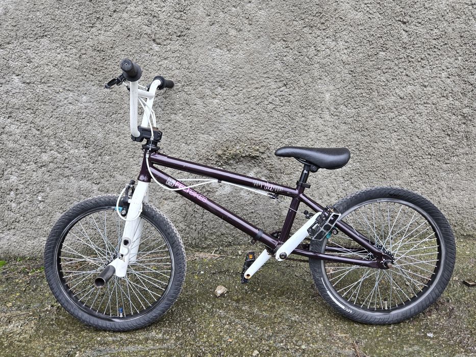 Bicicleta BMX Felt Mystic scheme peguri (schimb cu mtb, telefon)