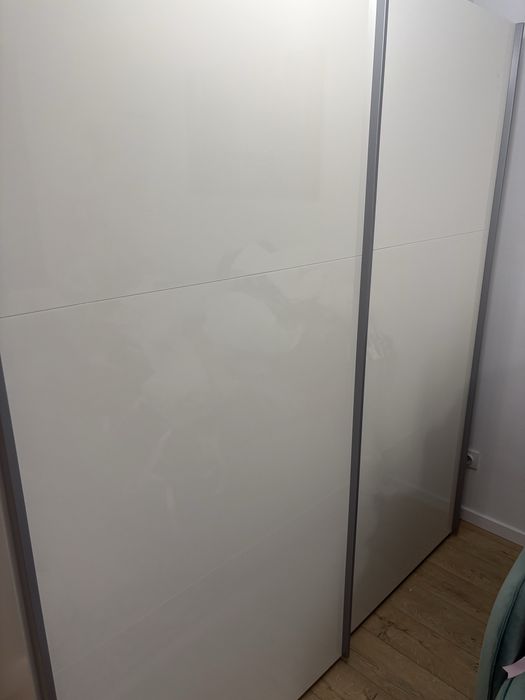 Dulap Mobexpert cu usi din MDF