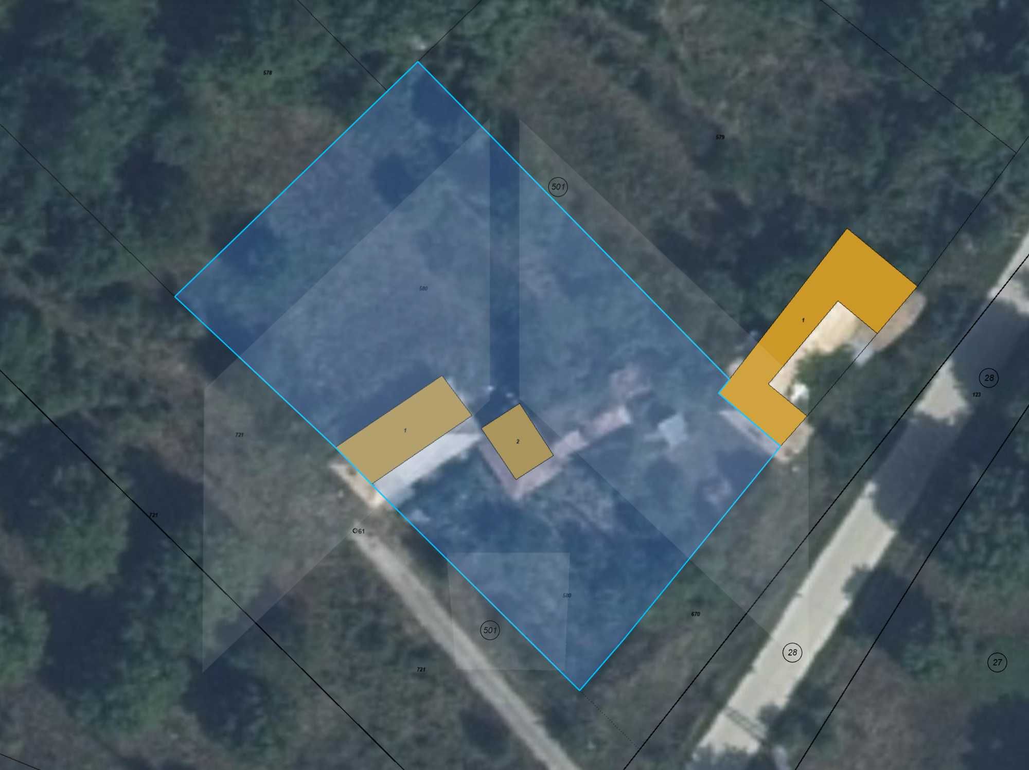 Продава имот 2 ДКА с две къщи в с. Писарево, общ. Н. пазар, обл. Шумен