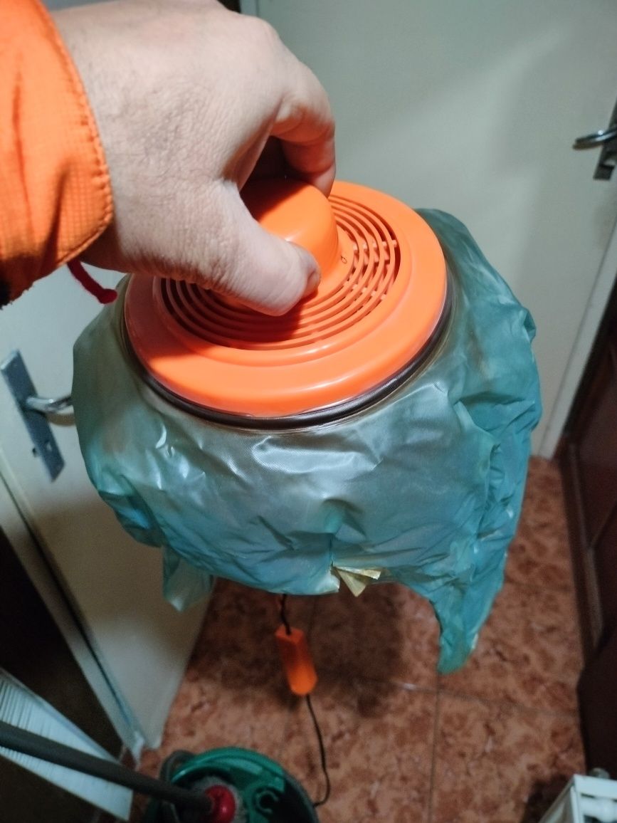 Съветски сешоар за коса тип каска
