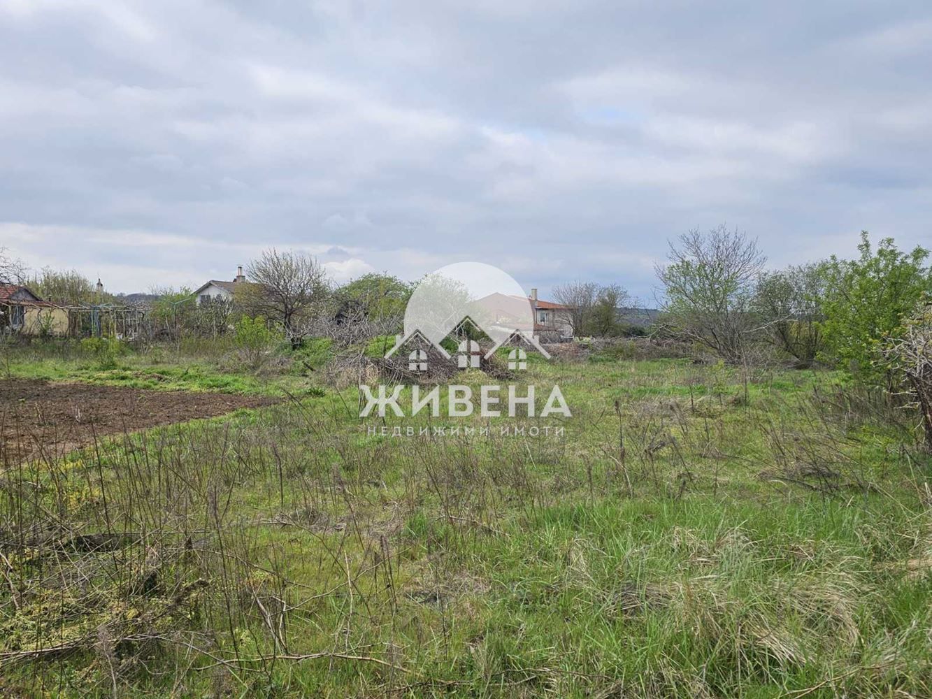 Парцел за жилищно строителство в м-т Зеленика, площ 3424 кв.м