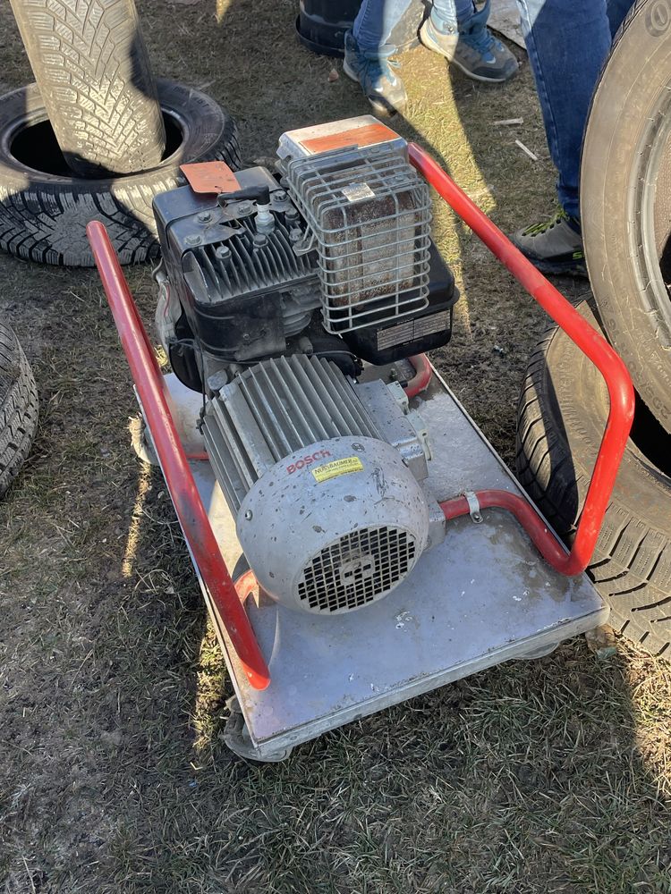 Продавам Агрегат BOSCH 2.1KW