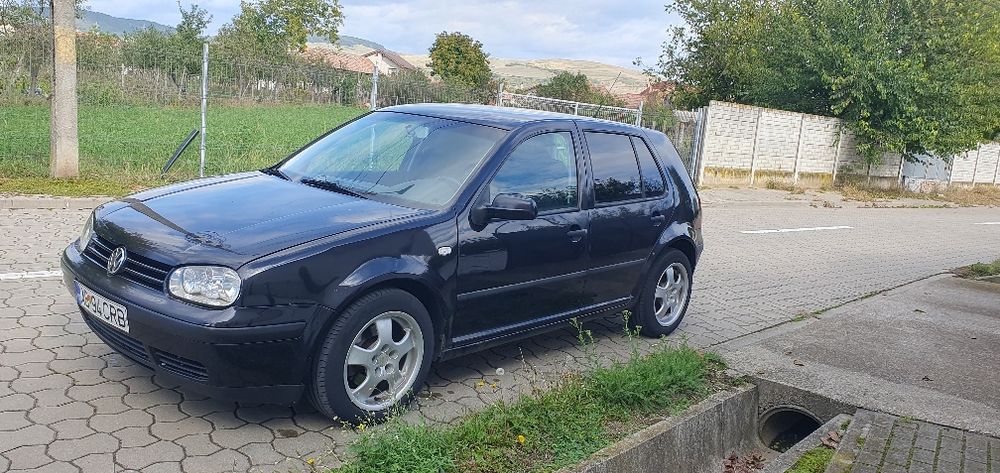 Volkswagen GOLF 4 Diesel ATD 101 cai Acte la zi Se oferă fiscal pe loc