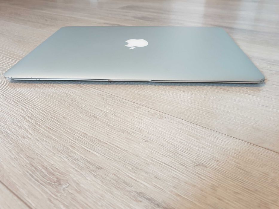 Vand MacBook Air 13"