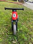 Vand tricicleta Funny Wheels fara pedale.