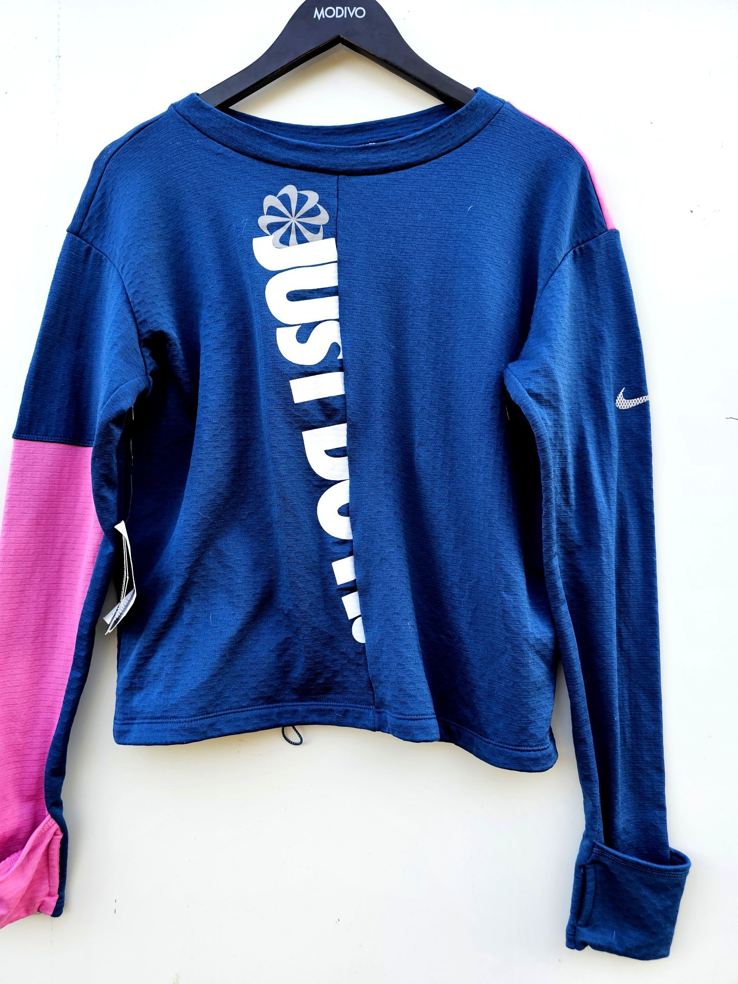 Nike уникално дамско hoodie M разме