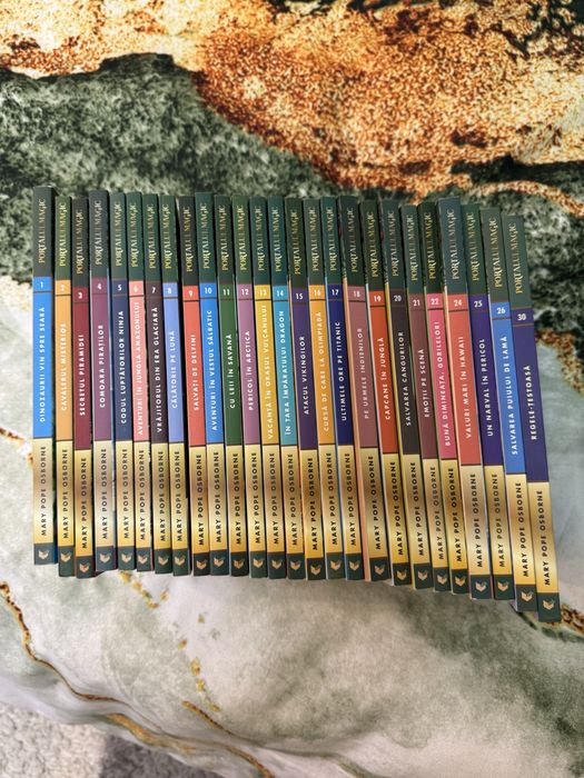 Vand carti Portalul Magic