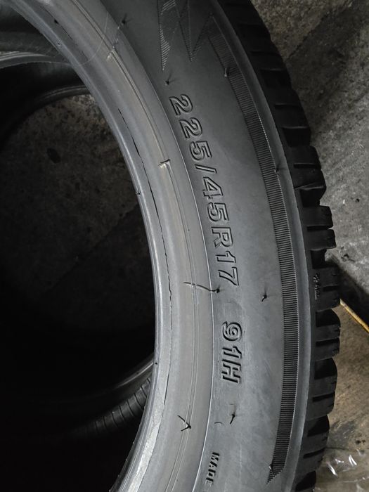 Bridgestone 225/45 R17 91H MS iarnă