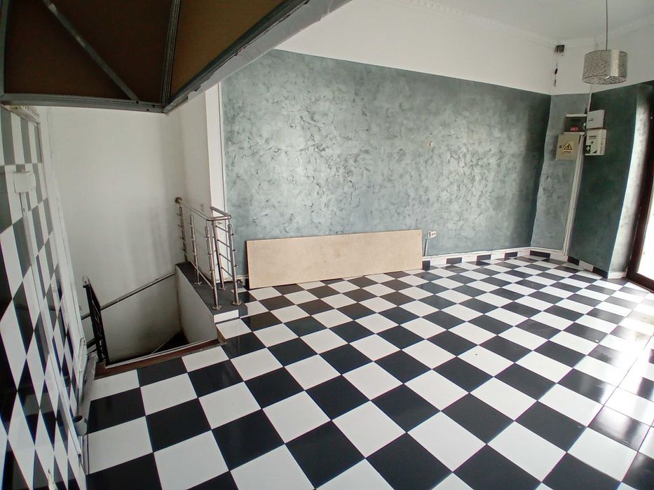 Spațiu de inchiriat