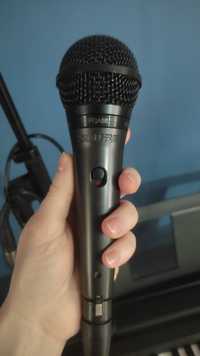 Микрофон Shure Pga-58 вместе со стойкой