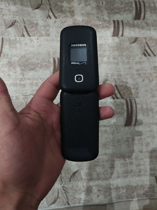 Samsung gusto 3 sotiladi srochna (CDMA)