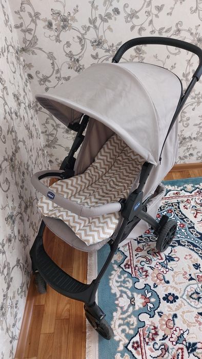 Коляска прогулочная