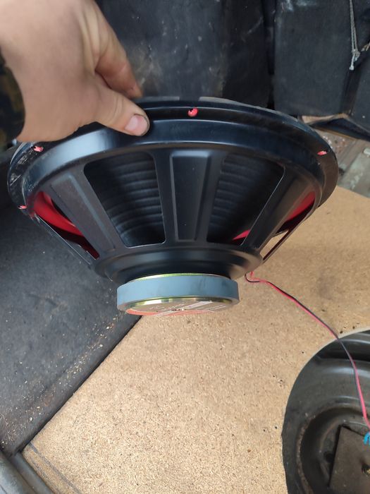 Продам сабвуфер...