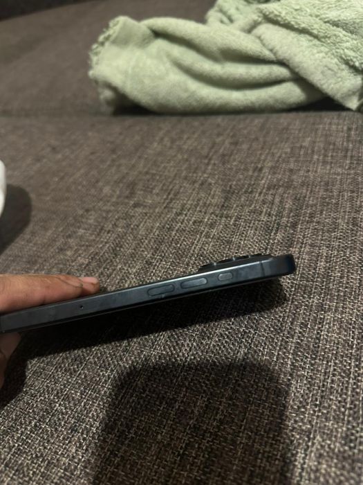 Айфон 15 про.