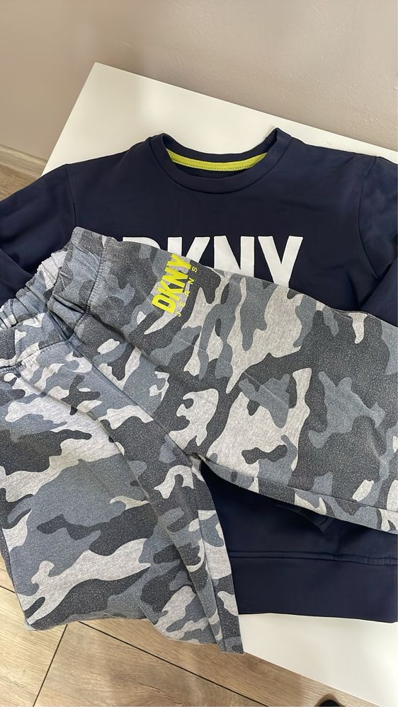 Детски екип DKNY