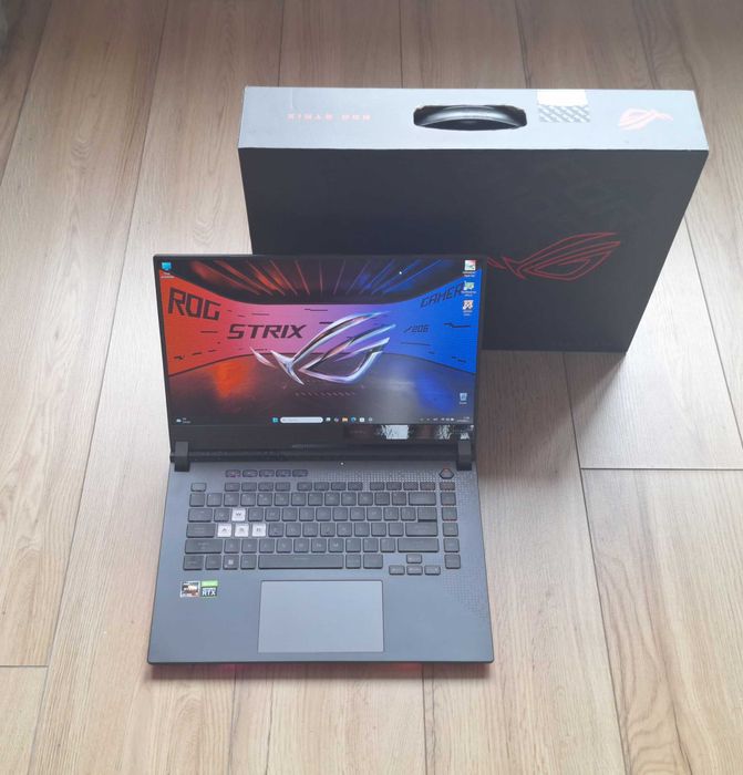 15.6' 144Hz Asus ROG Strix Ryzen 7 6800H/RTX 3050 4GB GDDR6/16GB/512GB
