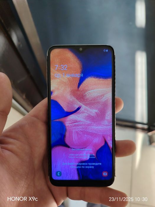 Samsung a10e sotiladi