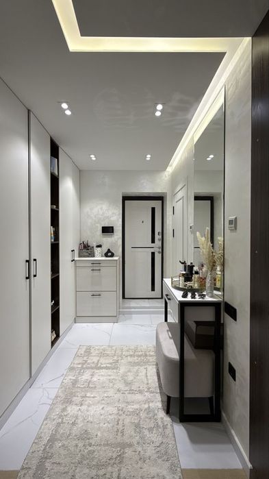 ( К62 ) СРОЧНО Продается 3в4 комн квартира 6 квартал / ТЦ Парус