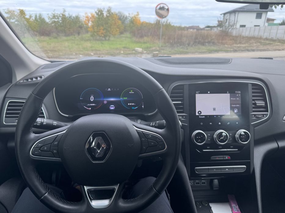 Renault Megane Grandtour E-TECH Plug-in 160